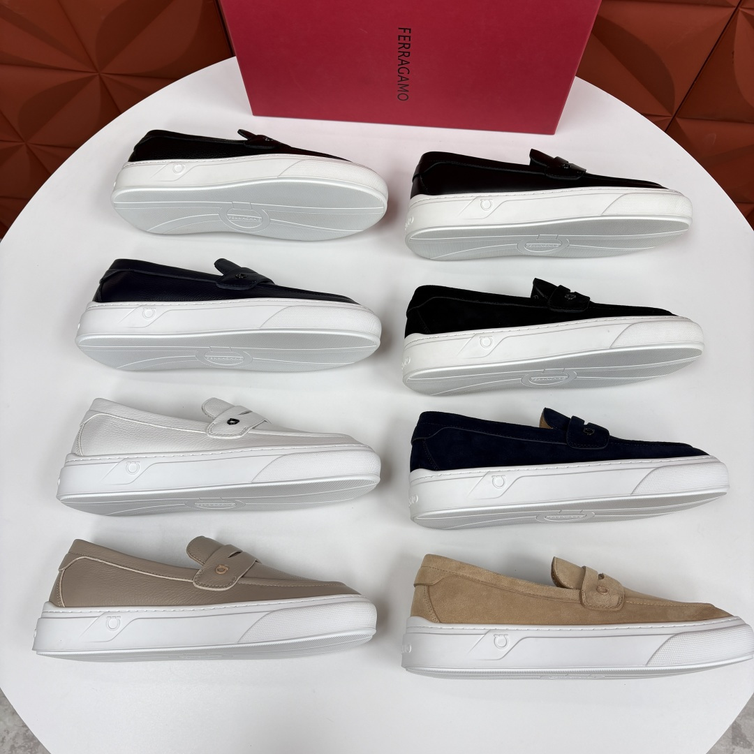 💋💍SF 菲拉~ 新款异型嵌饰休闲鞋乐福鞋 官方 6,780 这款休闲乐福鞋风格低调,简约纯色横杠设计搭配 💋💍SF 菲拉~ 新款异型嵌饰休闲鞋乐福鞋 官方 6,780 这款休闲乐福鞋风格低调,简约纯色横杠设计搭配