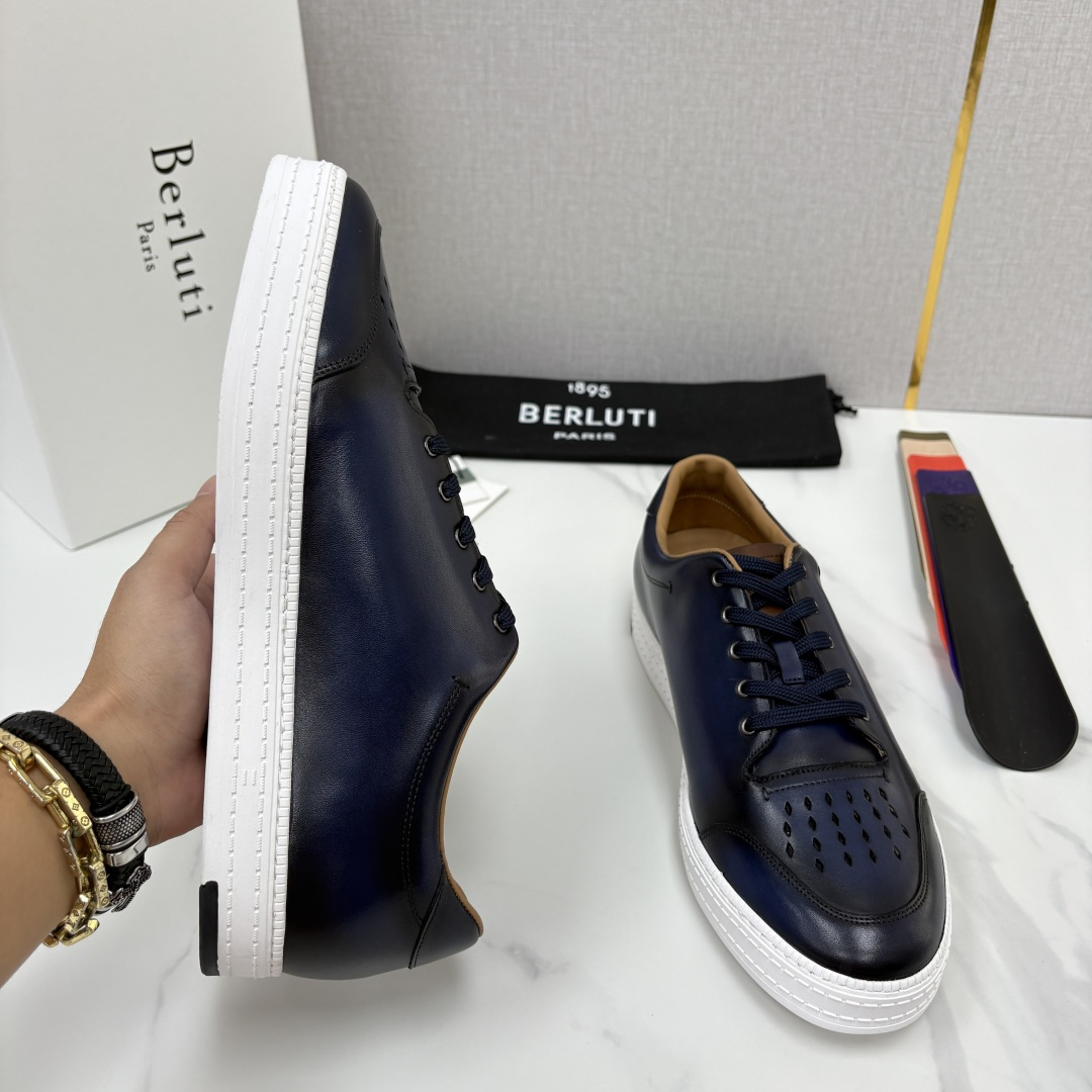 💋💍Berlut* 布鲁提 play time 休闲运动鞋板鞋 法式绅士轻奢代表作,将品牌标志性Scritto手 💋💍Berlut* 布鲁提 play time 休闲运动鞋板鞋 法式绅士轻奢代表作,将品牌标志性Scritto手