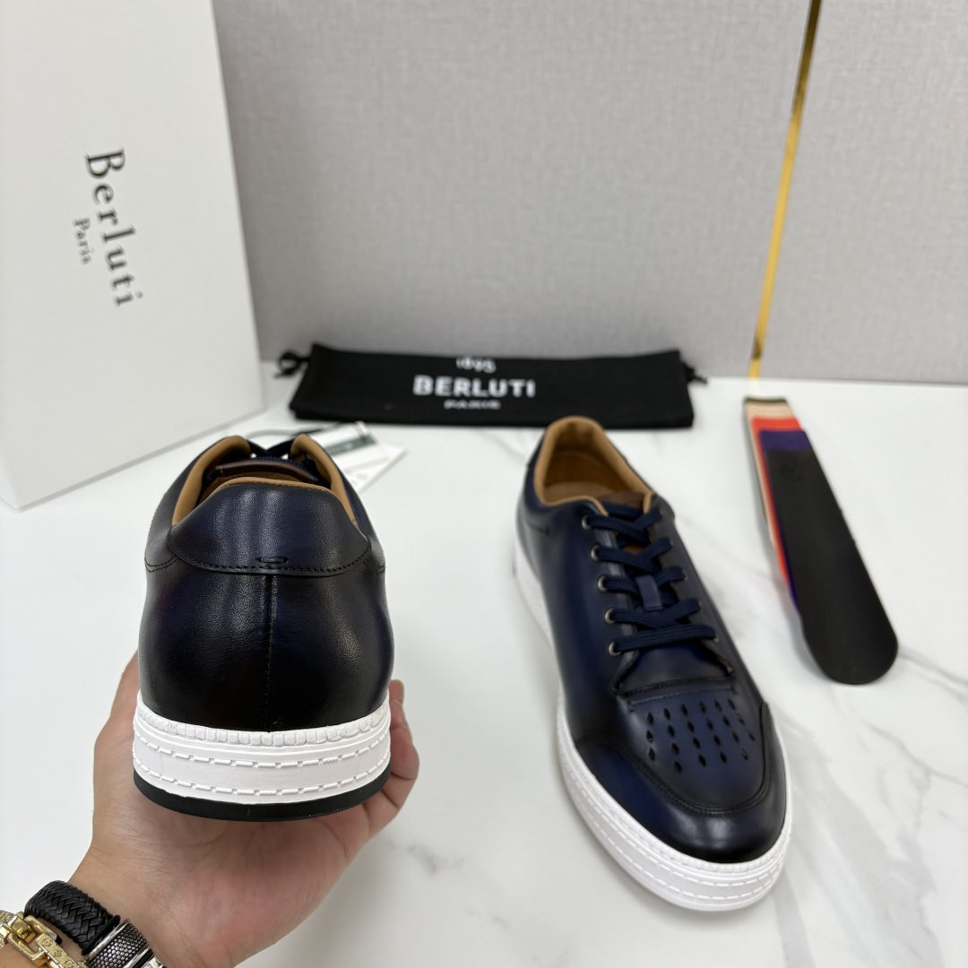 💋💍Berlut* 布鲁提 play time 休闲运动鞋板鞋 法式绅士轻奢代表作,将品牌标志性Scritto手 💋💍Berlut* 布鲁提 play time 休闲运动鞋板鞋 法式绅士轻奢代表作,将品牌标志性Scritto手