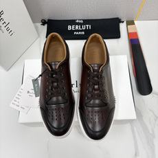 💋💍Berlut* 布鲁提 play time 休闲运动鞋板鞋 法式绅士轻奢代表作,将品牌标志性Scritto手 💋💍Berlut* 布鲁提 play time 休闲运动鞋板鞋 法式绅士轻奢代表作,将品牌标志性Scritto手
