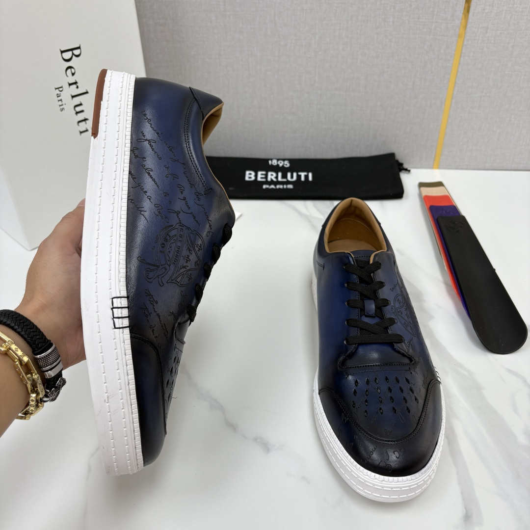 💋💍Berlut* 布鲁提 play time 休闲运动鞋板鞋 法式绅士轻奢代表作,将品牌标志性Scritto手 💋💍Berlut* 布鲁提 play time 休闲运动鞋板鞋 法式绅士轻奢代表作,将品牌标志性Scritto手