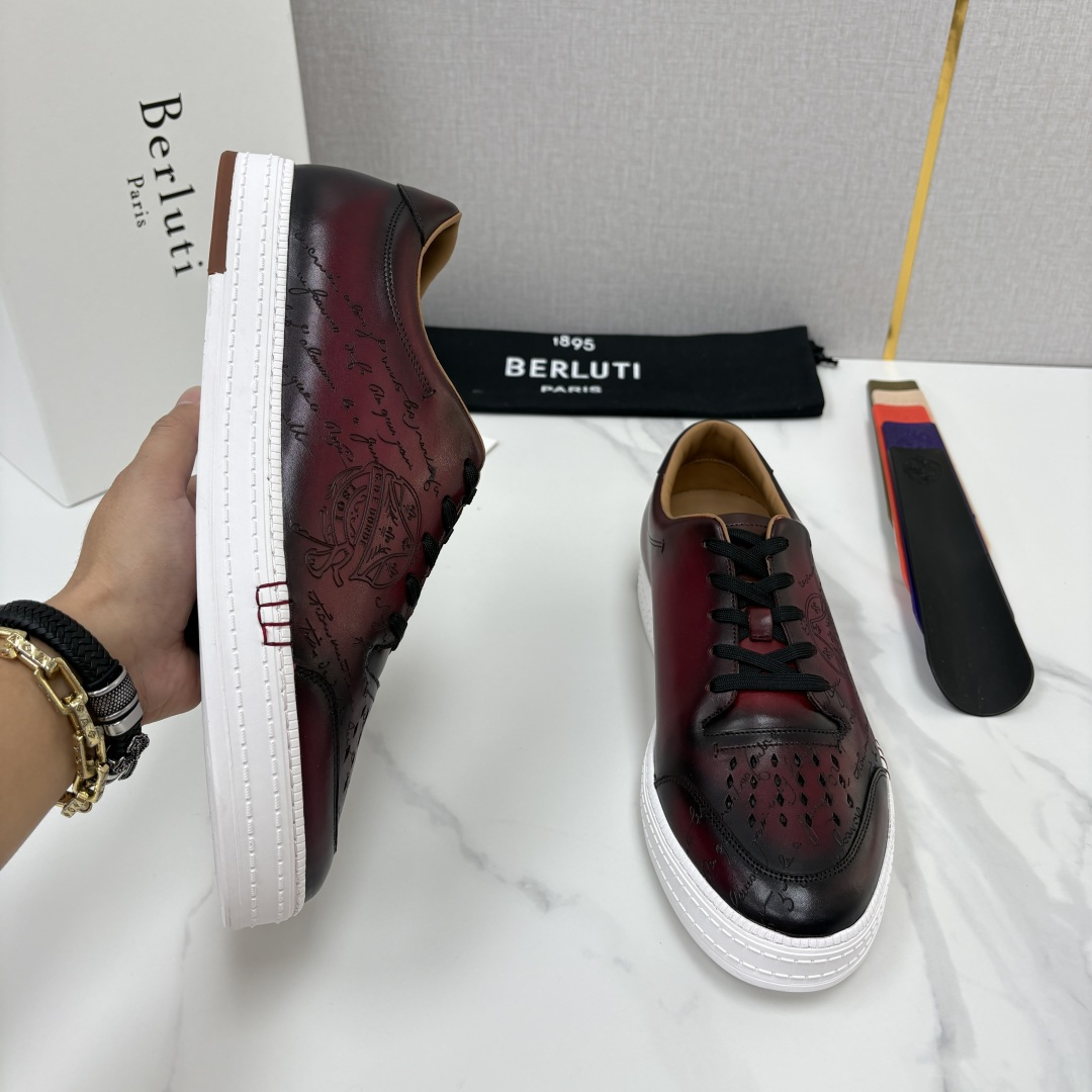 💋💍Berlut* 布鲁提 play time 休闲运动鞋板鞋 法式绅士轻奢代表作,将品牌标志性Scritto手 💋💍Berlut* 布鲁提 play time 休闲运动鞋板鞋 法式绅士轻奢代表作,将品牌标志性Scritto手