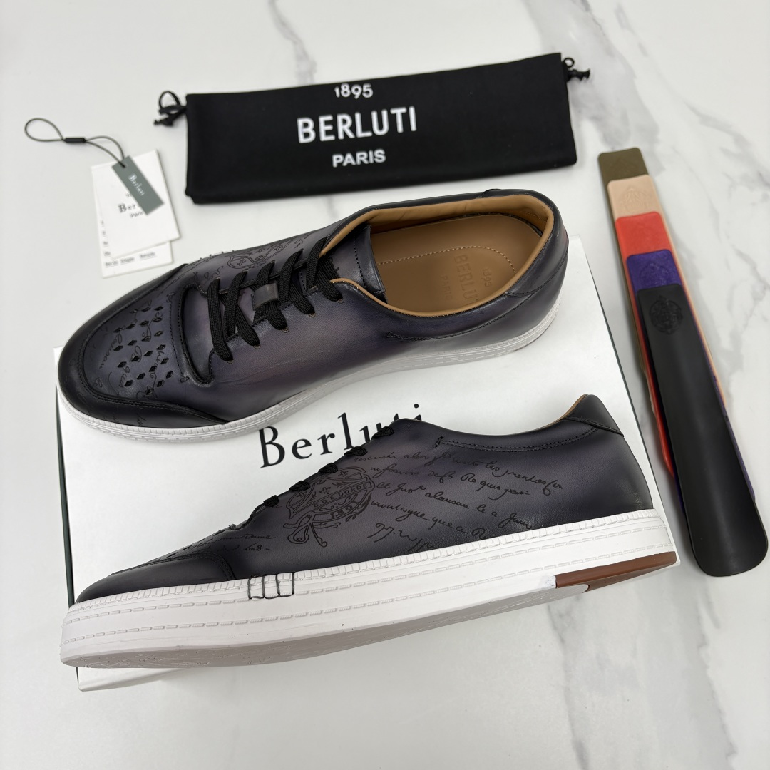 💋💍Berlut* 布鲁提 play time 休闲运动鞋板鞋 法式绅士轻奢代表作,将品牌标志性Scritto手 💋💍Berlut* 布鲁提 play time 休闲运动鞋板鞋 法式绅士轻奢代表作,将品牌标志性Scritto手