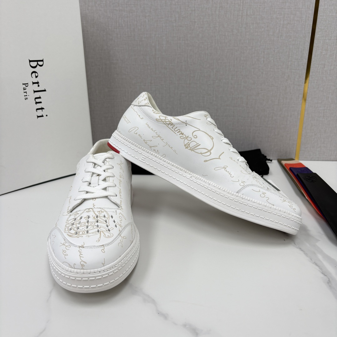 💋💍Berlut* 布鲁提 play time 休闲运动鞋板鞋 法式绅士轻奢代表作,将品牌标志性Scritto手 💋💍Berlut* 布鲁提 play time 休闲运动鞋板鞋 法式绅士轻奢代表作,将品牌标志性Scritto手