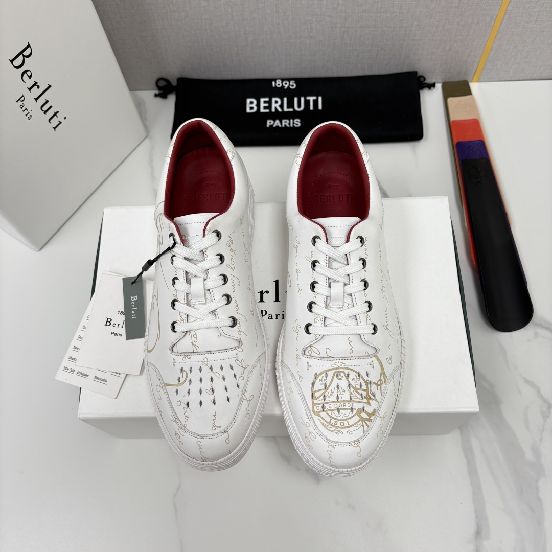 💋💍Berlut* 布鲁提 play time 休闲运动鞋板鞋 法式绅士轻奢代表作,将品牌标志性Scritto手 💋💍Berlut* 布鲁提 play time 休闲运动鞋板鞋 法式绅士轻奢代表作,将品牌标志性Scritto手