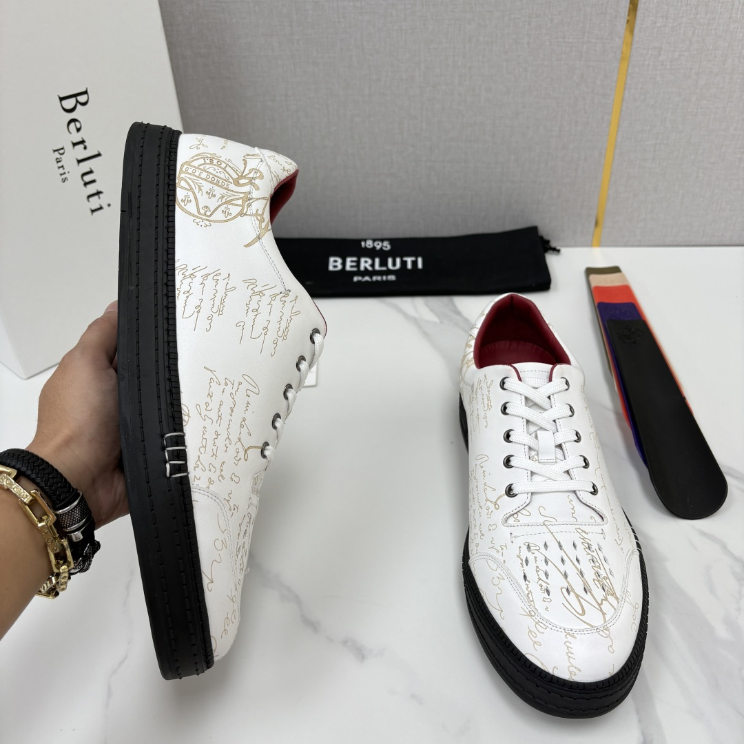 💋💍Berlut* 布鲁提 play time 休闲运动鞋板鞋 法式绅士轻奢代表作,将品牌标志性Scritto手 💋💍Berlut* 布鲁提 play time 休闲运动鞋板鞋 法式绅士轻奢代表作,将品牌标志性Scritto手