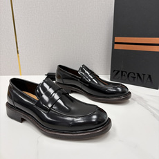 💋💍 Zegn* 杰尼~亚 新款水洗乐福鞋皮鞋 这款 Siena Flex 皮鞋 以开边珠擦色亮皮/牛皮精心制成,内里黑 💋💍 Zegn* 杰尼~亚 新款水洗乐福鞋皮鞋 这款 Siena Flex 皮鞋 以开边珠擦色亮皮/牛皮精心制成,内里黑