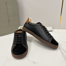 💋💍BC家 Brunello Cucinell* 低调奢华款 新品男款板鞋出货! 此款平底运动鞋面料采用意大利进口 💋💍BC家 Brunello Cucinell* 低调奢华款 新品男款板鞋出货! 此款平底运动鞋面料采用意大利进口