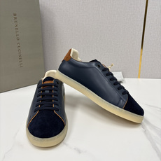 💋💍BC家 Brunello Cucinell* 低调奢华款 新品男款板鞋出货! 此款平底运动鞋面料采用意大利进口 💋💍BC家 Brunello Cucinell* 低调奢华款 新品男款板鞋出货! 此款平底运动鞋面料采用意大利进口