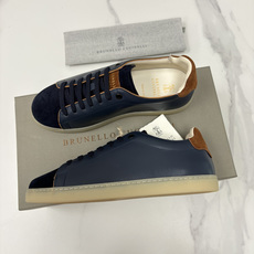 💋💍BC家 Brunello Cucinell* 低调奢华款 新品男款板鞋出货! 此款平底运动鞋面料采用意大利进口 💋💍BC家 Brunello Cucinell* 低调奢华款 新品男款板鞋出货! 此款平底运动鞋面料采用意大利进口