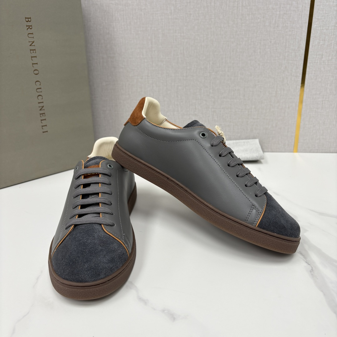 💋💍BC家 Brunello Cucinell*  低调奢华款  新品男款板鞋出货！  此款平底运动鞋面料采用意大利进口