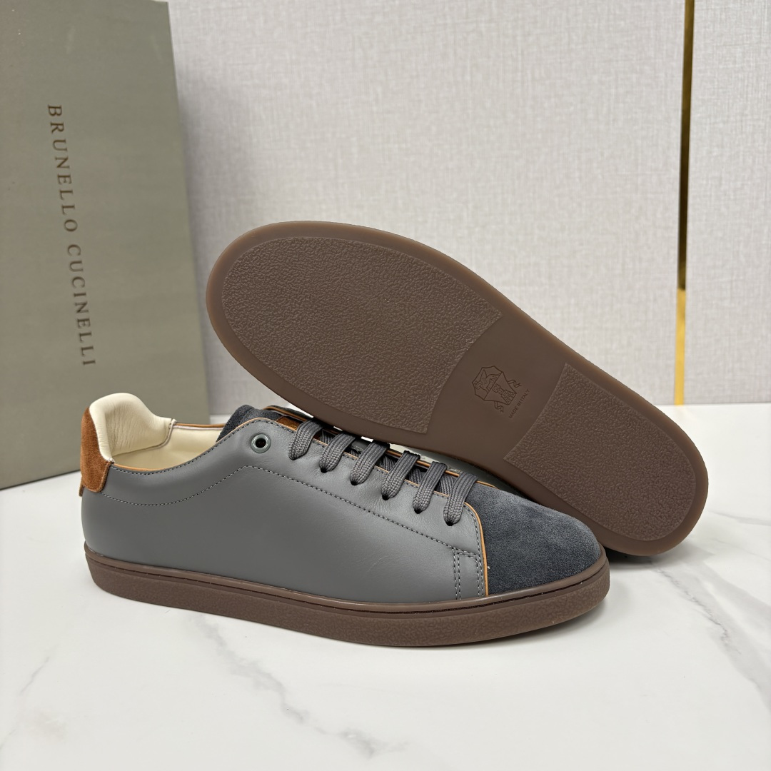💋💍BC家 Brunello Cucinell*  低调奢华款  新品男款板鞋出货！  此款平底运动鞋面料采用意大利进口