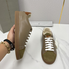 💋💍BC家 Brunello Cucinell* 低调奢华款 新品男款板鞋出货! 此款平底运动鞋面料采用意大利进口 💋💍BC家 Brunello Cucinell* 低调奢华款 新品男款板鞋出货! 此款平底运动鞋面料采用意大利进口