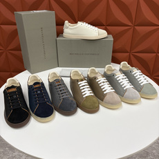 💋💍BC家 Brunello Cucinell* 低调奢华款 新品男款板鞋出货! 此款平底运动鞋面料采用意大利进口 💋💍BC家 Brunello Cucinell* 低调奢华款 新品男款板鞋出货! 此款平底运动鞋面料采用意大利进口