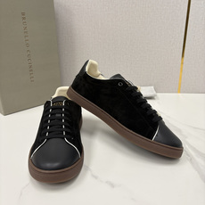 💋💍BC家 Brunello Cucinell* 低调奢华款 新品男款板鞋出货! 此款平底运动鞋面料采用意大利进口 💋💍BC家 Brunello Cucinell* 低调奢华款 新品男款板鞋出货! 此款平底运动鞋面料采用意大利进口