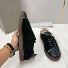 💋💍BC家 Brunello Cucinell* 低调奢华款 新品男款板鞋出货! 此款平底运动鞋面料采用意大利进口 💋💍BC家 Brunello Cucinell* 低调奢华款 新品男款板鞋出货! 此款平底运动鞋面料采用意大利进口