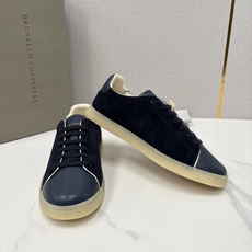 💋💍BC家 Brunello Cucinell* 低调奢华款 新品男款板鞋出货! 此款平底运动鞋面料采用意大利进口 💋💍BC家 Brunello Cucinell* 低调奢华款 新品男款板鞋出货! 此款平底运动鞋面料采用意大利进口