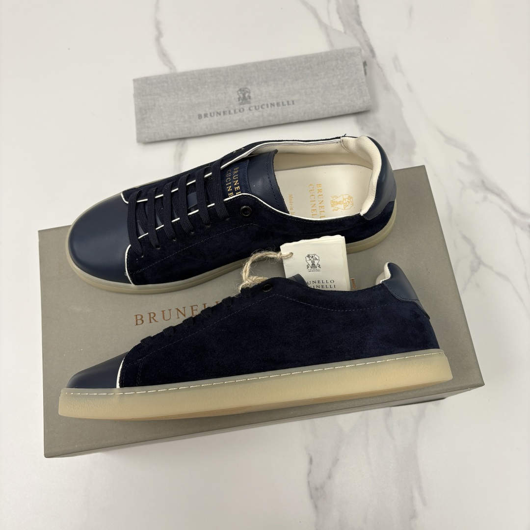 💋💍BC家 Brunello Cucinell* 低调奢华款 新品男款板鞋出货! 此款平底运动鞋面料采用意大利进口 💋💍BC家 Brunello Cucinell* 低调奢华款 新品男款板鞋出货! 此款平底运动鞋面料采用意大利进口