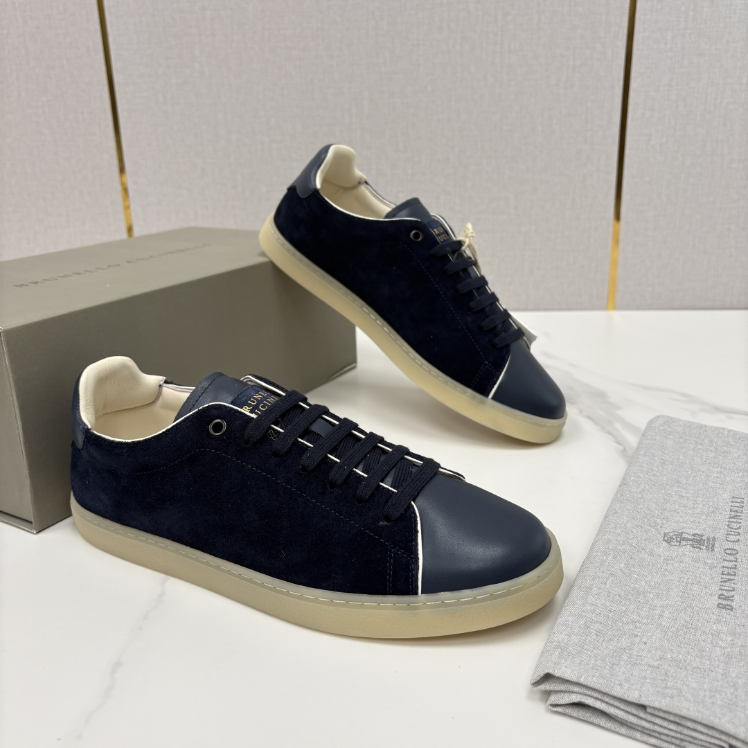 💋💍BC家 Brunello Cucinell* 低调奢华款 新品男款板鞋出货! 此款平底运动鞋面料采用意大利进口 💋💍BC家 Brunello Cucinell* 低调奢华款 新品男款板鞋出货! 此款平底运动鞋面料采用意大利进口