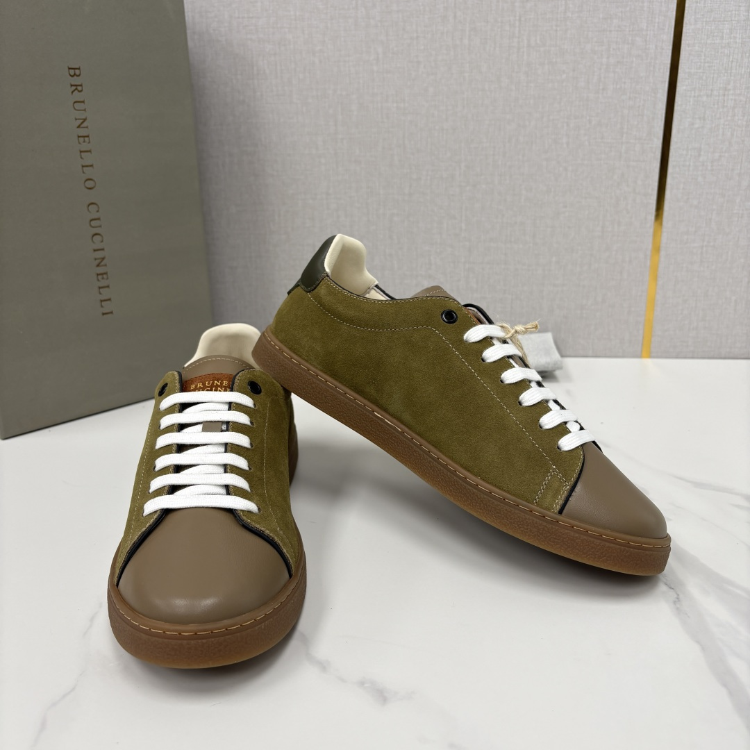 💋💍BC家 Brunello Cucinell* 低调奢华款 新品男款板鞋出货! 此款平底运动鞋面料采用意大利进口 💋💍BC家 Brunello Cucinell* 低调奢华款 新品男款板鞋出货! 此款平底运动鞋面料采用意大利进口