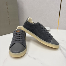 💋💍BC家 Brunello Cucinell* 低调奢华款 新品男款板鞋出货! 此款平底运动鞋面料采用意大利进口 💋💍BC家 Brunello Cucinell* 低调奢华款 新品男款板鞋出货! 此款平底运动鞋面料采用意大利进口