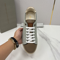 💋💍BC家 Brunello Cucinell* 低调奢华款 新品男款板鞋出货! 此款平底运动鞋面料采用意大利进口 💋💍BC家 Brunello Cucinell* 低调奢华款 新品男款板鞋出货! 此款平底运动鞋面料采用意大利进口
