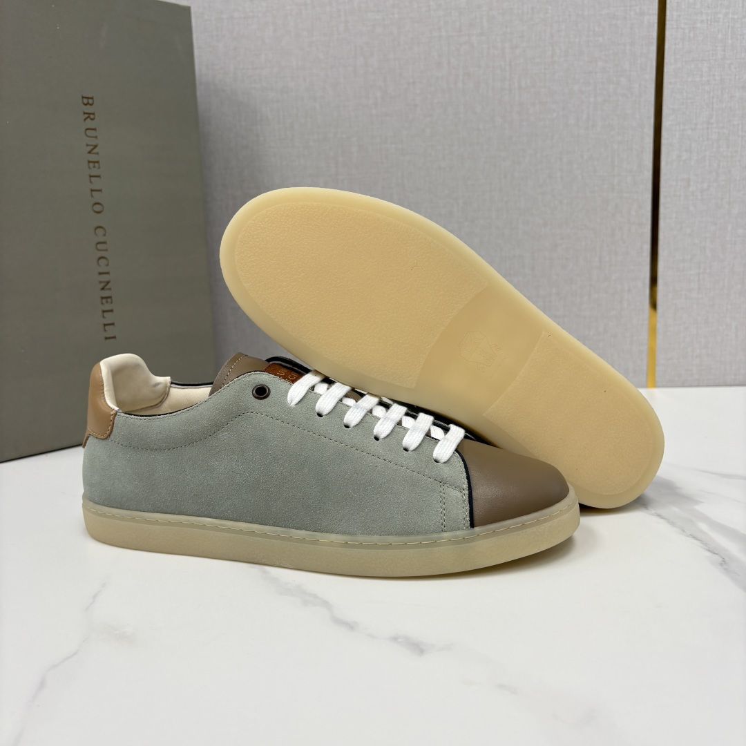 💋💍BC家 Brunello Cucinell* 低调奢华款 新品男款板鞋出货! 此款平底运动鞋面料采用意大利进口 💋💍BC家 Brunello Cucinell* 低调奢华款 新品男款板鞋出货! 此款平底运动鞋面料采用意大利进口