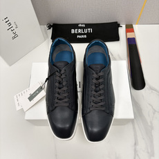 💋💍Berlut* 布鲁提 新款刀锋造型板鞋来袭 新品Stellar小牛荔枝纹皮休闲运动鞋 官方 23,700 💋💍Berlut* 布鲁提 新款刀锋造型板鞋来袭 新品Stellar小牛荔枝纹皮休闲运动鞋 官方 23,700