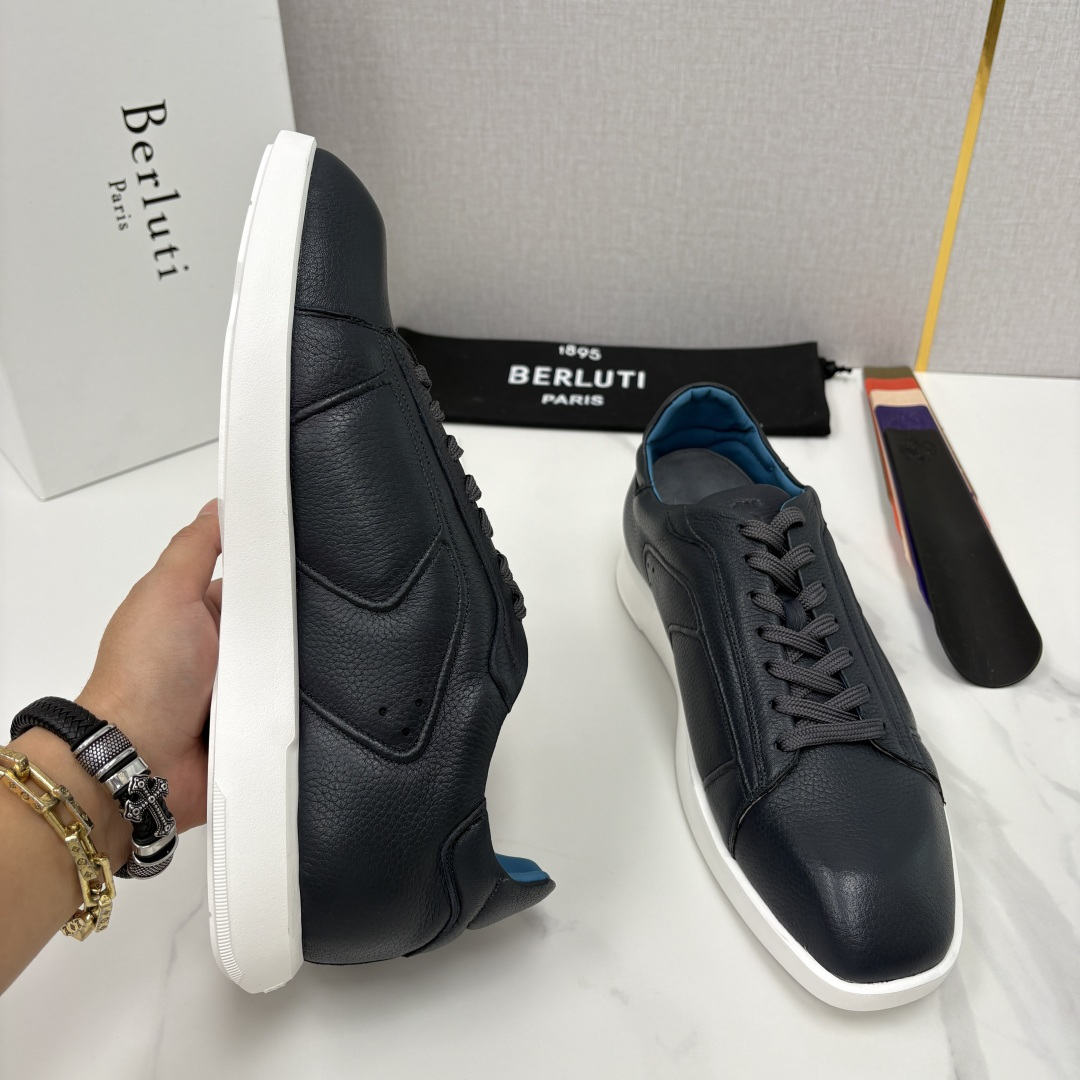 💋💍Berlut* 布鲁提 新款刀锋造型板鞋来袭 新品Stellar小牛荔枝纹皮休闲运动鞋 官方 23,700 💋💍Berlut* 布鲁提 新款刀锋造型板鞋来袭 新品Stellar小牛荔枝纹皮休闲运动鞋 官方 23,700