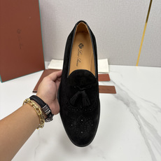 💋💍LP家新品 Loro Pian* 诺悠*翩雅 休闲一脚蹬乐福皮鞋鞋 选用牛皮磨砂牛皮打造 独特的质感 💋💍LP家新品 Loro Pian* 诺悠*翩雅 休闲一脚蹬乐福皮鞋鞋 选用牛皮磨砂牛皮打造 独特的质感