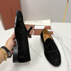 💋💍LP家新品 Loro Pian* 诺悠*翩雅 休闲一脚蹬乐福皮鞋鞋 选用牛皮磨砂牛皮打造 独特的质感 💋💍LP家新品 Loro Pian* 诺悠*翩雅 休闲一脚蹬乐福皮鞋鞋 选用牛皮磨砂牛皮打造 独特的质感
