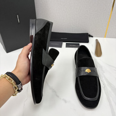 💋💍D&G 杜嘉-班纳 Dolce&Gabban* 莫卡辛便鞋 男士乐福鞋皮鞋 以全新版本创意呈现。D G金属英文 💋💍D&G 杜嘉-班纳 Dolce&Gabban* 莫卡辛便鞋 男士乐福鞋皮鞋 以全新版本创意呈现。D G金属英文