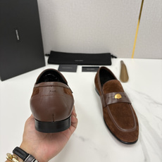 💋💍D&G 杜嘉-班纳 Dolce&Gabban* 莫卡辛便鞋 男士乐福鞋皮鞋 以全新版本创意呈现。D G金属英文 💋💍D&G 杜嘉-班纳 Dolce&Gabban* 莫卡辛便鞋 男士乐福鞋皮鞋 以全新版本创意呈现。D G金属英文