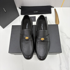 💋💍D&G 杜嘉-班纳 Dolce&Gabban* 莫卡辛便鞋 男士乐福鞋皮鞋 以全新版本创意呈现。D G金属英文 💋💍D&G 杜嘉-班纳 Dolce&Gabban* 莫卡辛便鞋 男士乐福鞋皮鞋 以全新版本创意呈现。D G金属英文