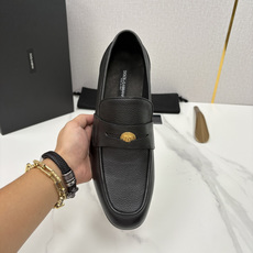 💋💍D&G 杜嘉-班纳 Dolce&Gabban* 莫卡辛便鞋 男士乐福鞋皮鞋 以全新版本创意呈现。D G金属英文 💋💍D&G 杜嘉-班纳 Dolce&Gabban* 莫卡辛便鞋 男士乐福鞋皮鞋 以全新版本创意呈现。D G金属英文