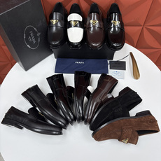 💋💍P家新品 Prad* 普拉-达 新款Saffiano系列男士乐福鞋皮鞋 以开边珠雾面皮、小牛皮、反毛皮为鞋面 💋💍P家新品 Prad* 普拉-达 新款Saffiano系列男士乐福鞋皮鞋 以开边珠雾面皮、小牛皮、反毛皮为鞋面