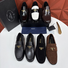 💋💍P家新品 Prad* 普拉-达 新款Saffiano系列男士乐福鞋皮鞋 以开边珠雾面皮、小牛皮、反毛皮为鞋面 💋💍P家新品 Prad* 普拉-达 新款Saffiano系列男士乐福鞋皮鞋 以开边珠雾面皮、小牛皮、反毛皮为鞋面
