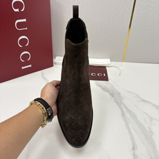 💋💍G家新品 Gucc* 古-驰 男士新款皮革弹力套穿皮靴 这款全新的切尔西踝靴 采用进口牛皮/反毛皮 💋💍G家新品 Gucc* 古-驰 男士新款皮革弹力套穿皮靴 这款全新的切尔西踝靴 采用进口牛皮/反毛皮