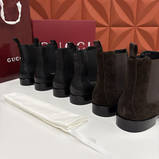 💋💍G家新品 Gucc* 古-驰 男士新款皮革弹力套穿皮靴 这款全新的切尔西踝靴 采用进口牛皮/反毛皮 💋💍G家新品 Gucc* 古-驰 男士新款皮革弹力套穿皮靴 这款全新的切尔西踝靴 采用进口牛皮/反毛皮
