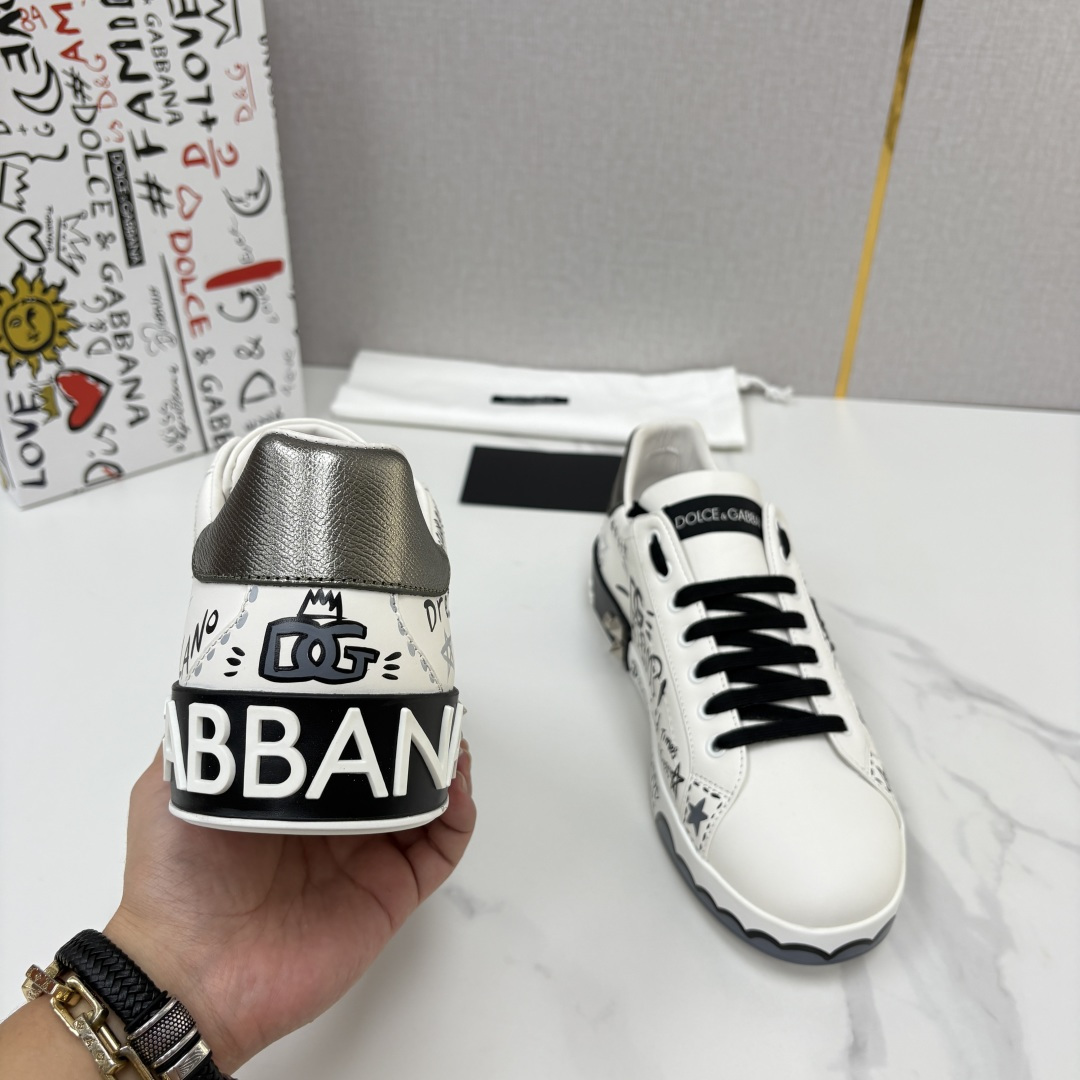 💋💍D &G 杜嘉-班纳(Dolce & Gabban*) 挑选您的全新运动鞋。独具特色,妙趣十足! 来自 P 💋💍D &G 杜嘉-班纳(Dolce & Gabban*) 挑选您的全新运动鞋。独具特色,妙趣十足! 来自 P