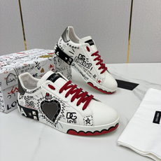 💋💍D &G 杜嘉-班纳(Dolce & Gabban*) 挑选您的全新运动鞋。独具特色,妙趣十足! 来自 P 💋💍D &G 杜嘉-班纳(Dolce & Gabban*) 挑选您的全新运动鞋。独具特色,妙趣十足! 来自 P
