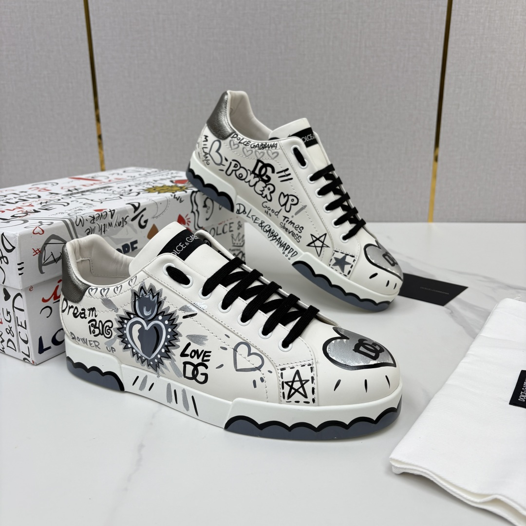 💋💍D &G 杜嘉-班纳(Dolce & Gabban*) 挑选您的全新运动鞋。独具特色,妙趣十足! 来自 P 💋💍D &G 杜嘉-班纳(Dolce & Gabban*) 挑选您的全新运动鞋。独具特色,妙趣十足! 来自 P