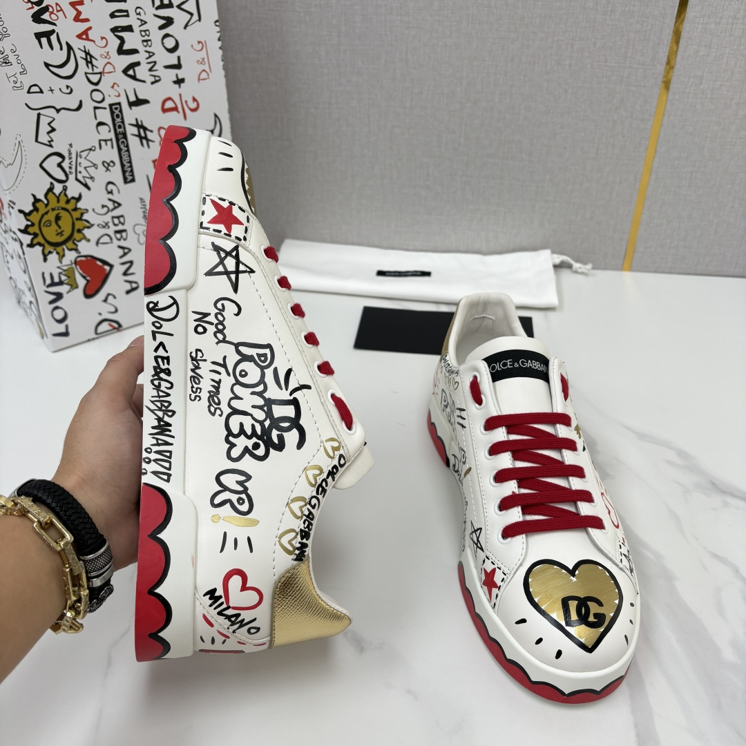 💋💍D &G 杜嘉-班纳(Dolce & Gabban*) 挑选您的全新运动鞋。独具特色,妙趣十足! 来自 P 💋💍D &G 杜嘉-班纳(Dolce & Gabban*) 挑选您的全新运动鞋。独具特色,妙趣十足! 来自 P
