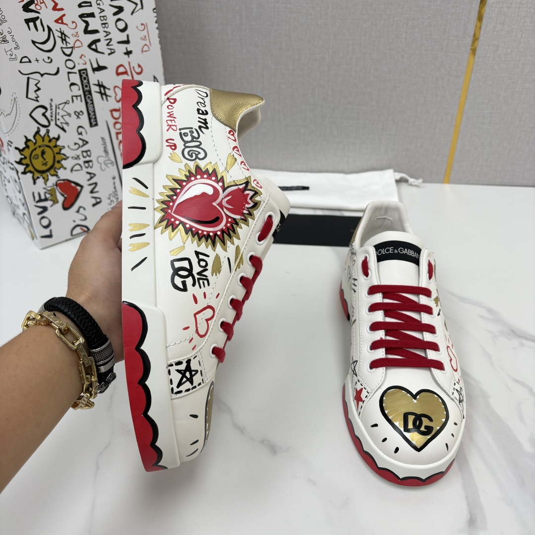 💋💍D &G 杜嘉-班纳(Dolce & Gabban*) 挑选您的全新运动鞋。独具特色,妙趣十足! 来自 P 💋💍D &G 杜嘉-班纳(Dolce & Gabban*) 挑选您的全新运动鞋。独具特色,妙趣十足! 来自 P