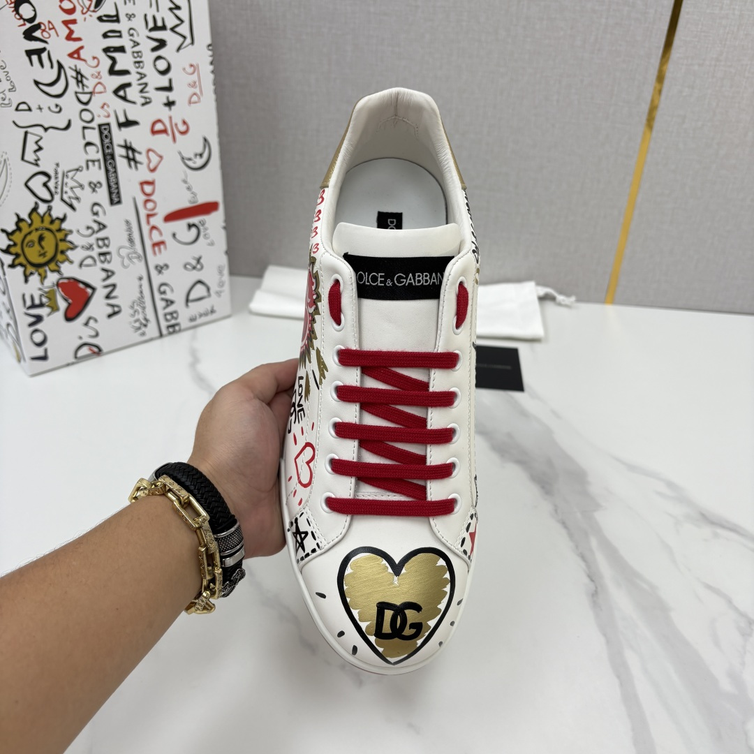 💋💍D &G 杜嘉-班纳(Dolce & Gabban*) 挑选您的全新运动鞋。独具特色,妙趣十足! 来自 P 💋💍D &G 杜嘉-班纳(Dolce & Gabban*) 挑选您的全新运动鞋。独具特色,妙趣十足! 来自 P