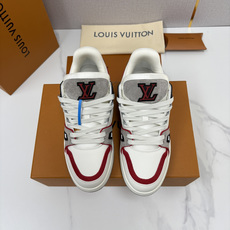 💋💍L家新品 L*V 路易~当季新品上架 TRAINER 系列运动鞋 官方 10,200 本款Trainer 💋💍L家新品 L*V 路易~当季新品上架 TRAINER 系列运动鞋 官方 10,200 本款Trainer