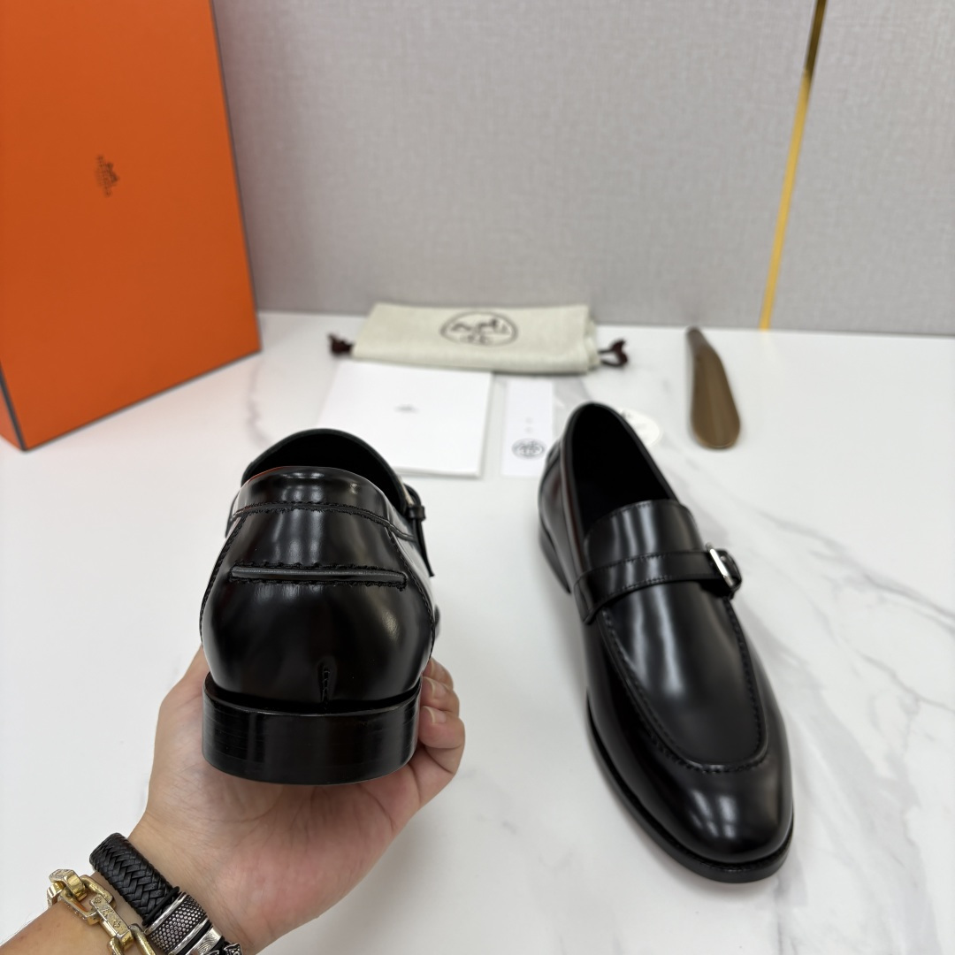 💋💍H家 Herme*/爱马-仕 新品Paris乐福鞋皮鞋  官方 9,800   采用进口牛皮/开边珠亮皮/粒面牛皮/