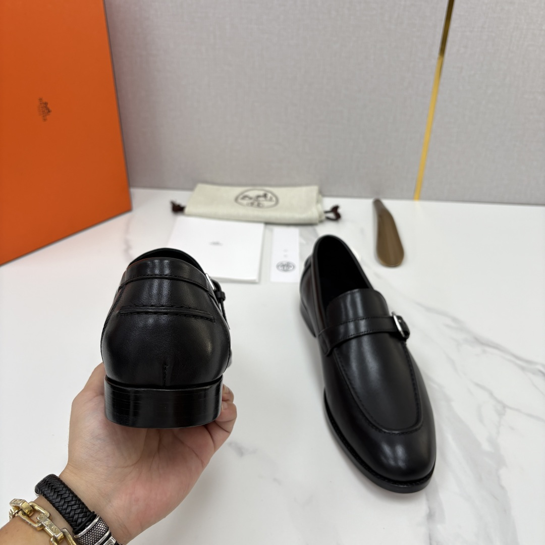 💋💍H家 Herme*/爱马-仕 新品Paris乐福鞋皮鞋  官方 9,800   采用进口牛皮/开边珠亮皮/粒面牛皮/