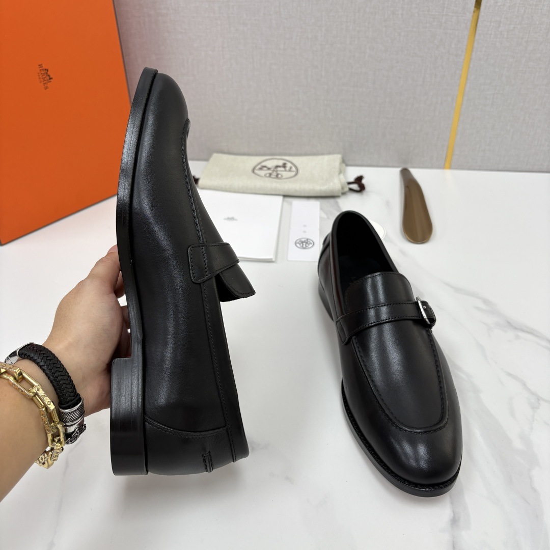 💋💍H家 Herme*/爱马-仕 新品Paris乐福鞋皮鞋  官方 9,800   采用进口牛皮/开边珠亮皮/粒面牛皮/