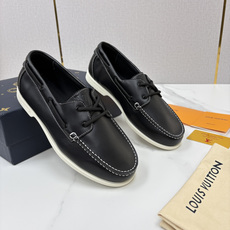 💋💍L 家新品 LOU*S VUITTO* 新品男士休闲双孔船鞋 面料采用进口反绒牛皮/蜡面牛皮打造 后跟烫压填 💋💍L 家新品 LOU*S VUITTO* 新品男士休闲双孔船鞋 面料采用进口反绒牛皮/蜡面牛皮打造 后跟烫压填